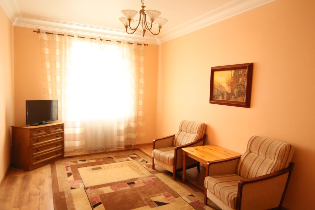 Hotel Center on Korolya Minsk Buitenkant foto